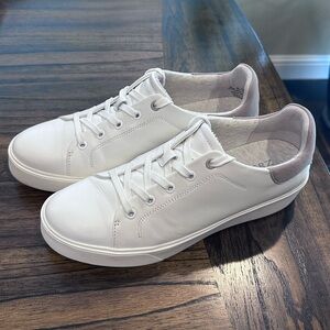 EUC Naturalizer Morrison 2.0 Sneakers size 10.5